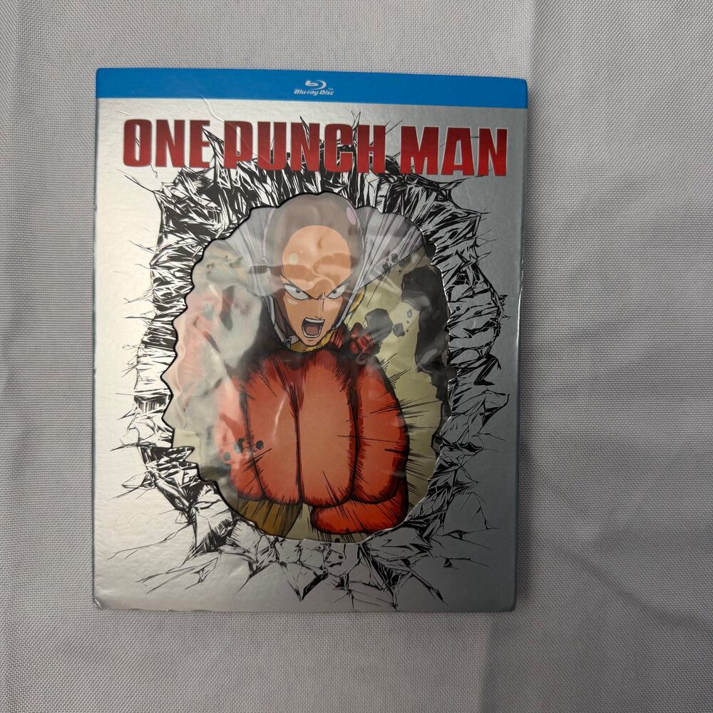 One Punch Man Season 1 Blu-ray 2-Disc Set Episodes 1-12 Slipcover VIZ Media